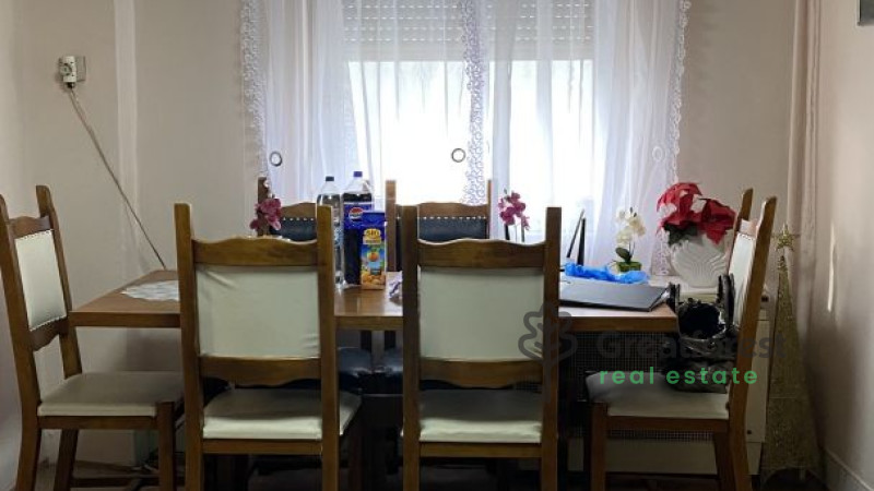 Földes, family house  