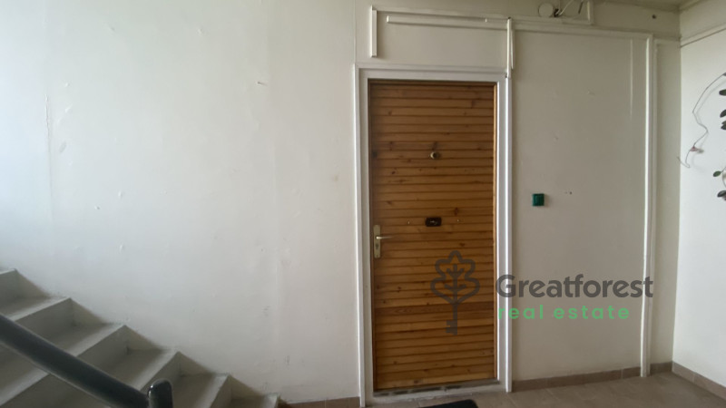 Debrecen, Close To Engineering, flat  