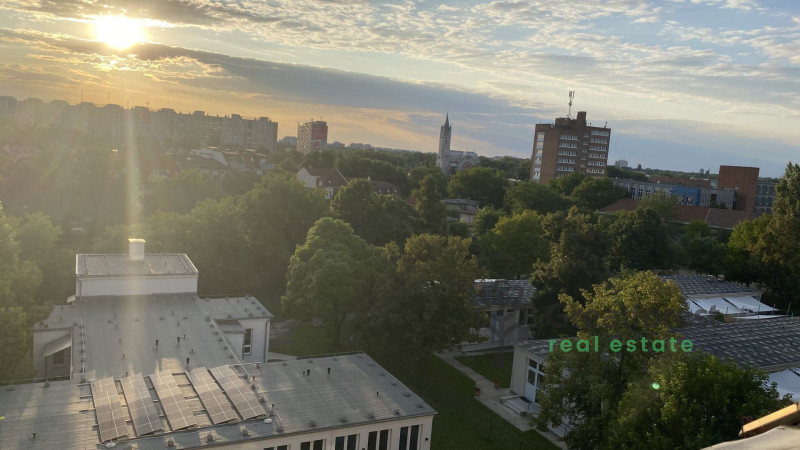 Debrecen, Close To Engineering, flat  
