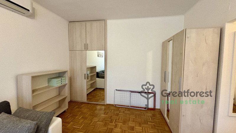Debrecen, Close To Main Campus, flat  