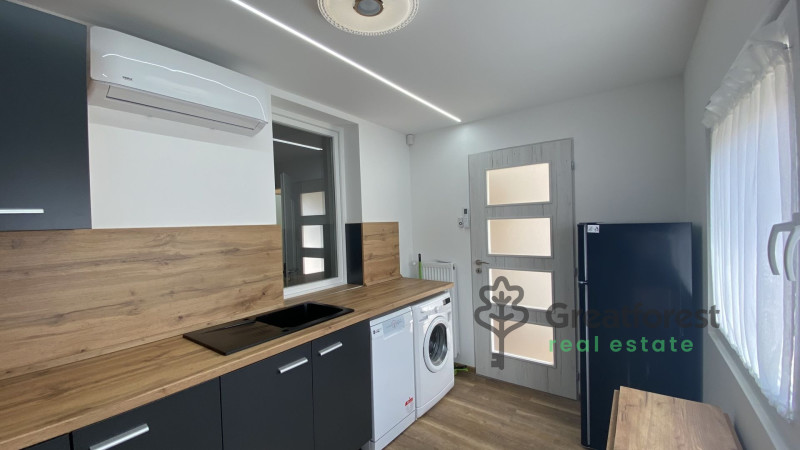 Debrecen, City East, family house  