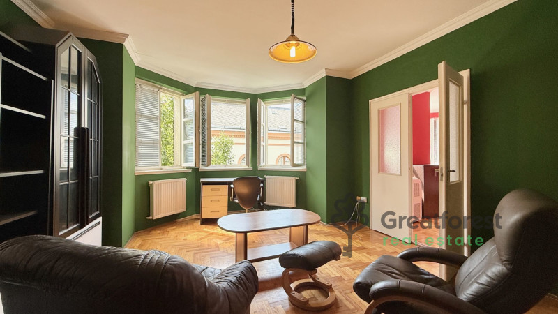 Debrecen, City Center, flat  
