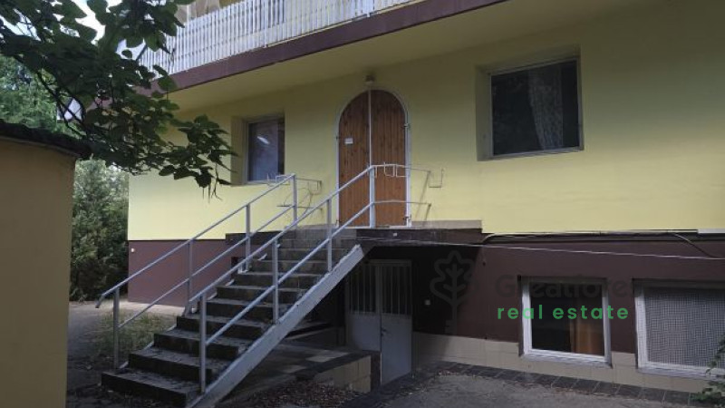 Debrecen, Kassai Campus Area, family house  