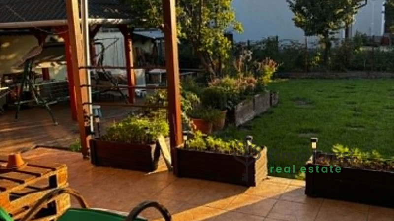 Ebes, family house  