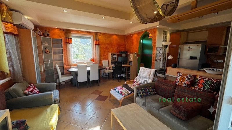 Ebes, family house  