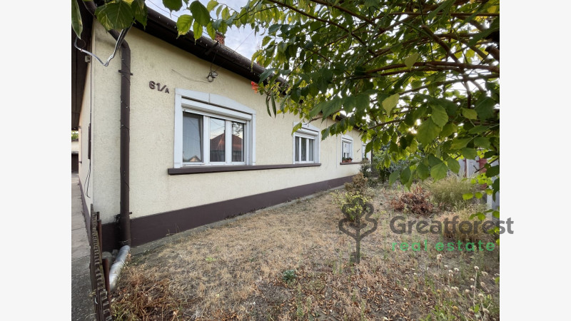 Debrecen, City South-East, family house  