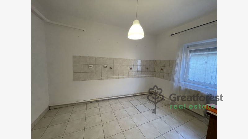 Debrecen, City South-East, family house  