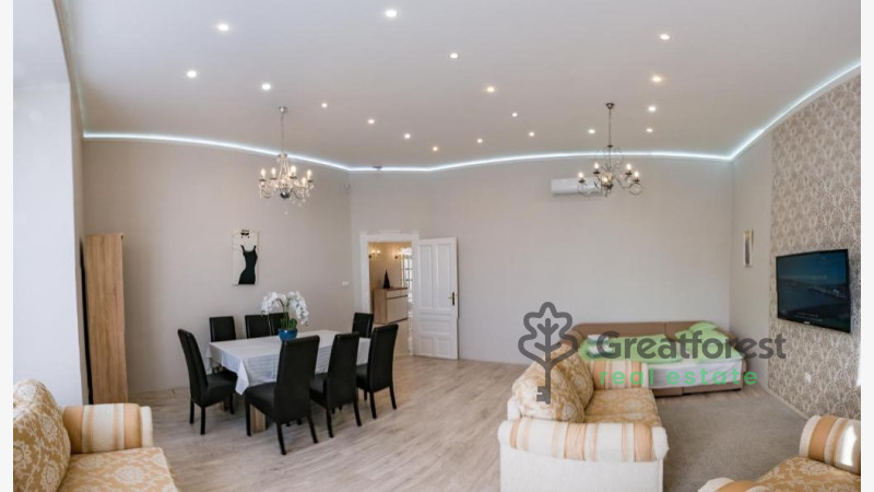 Debrecen, City Center, flat  