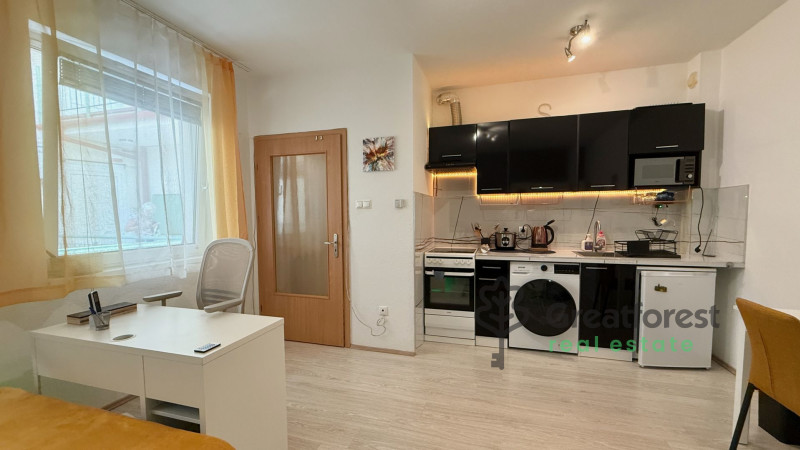 Debrecen, City Center, flat  