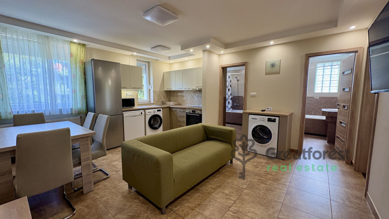 Debrecen, Close To Main Campus, flat  