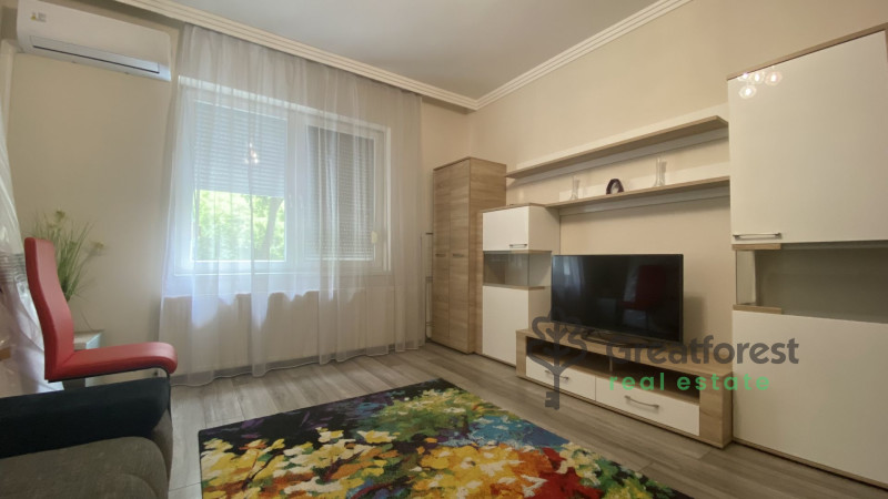 Debrecen, City Center, flat  