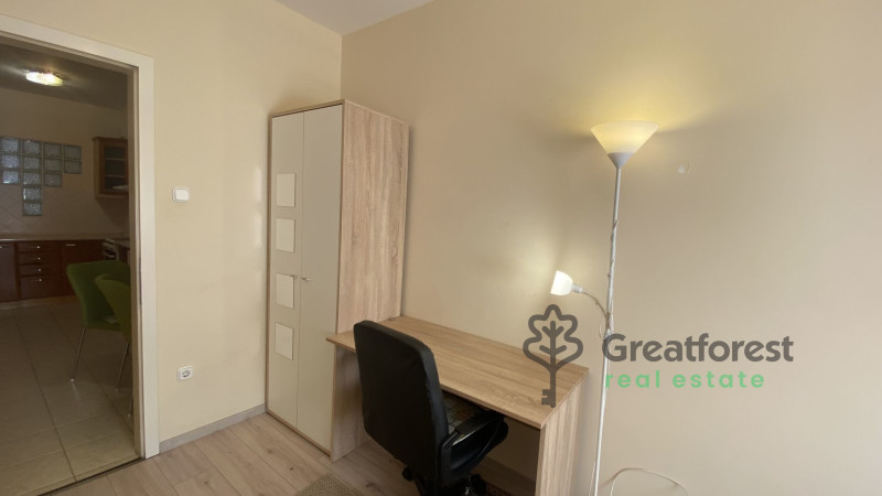 Debrecen, Bem Square, flat  