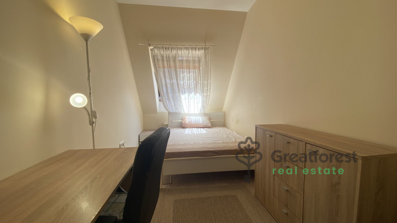 Debrecen, Bem Square, flat  