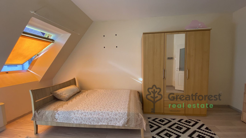 Debrecen, Bem Square, flat  