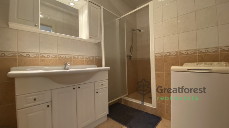 Debrecen, Bem Square, flat  