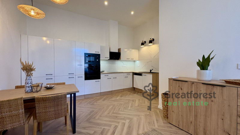 Debrecen, City Center, flat  