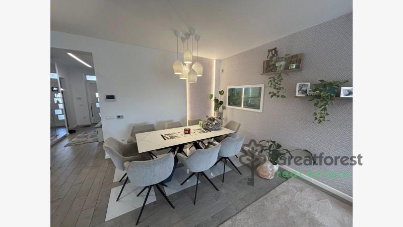 Debrecen, Agricultural Uni Area, family house  