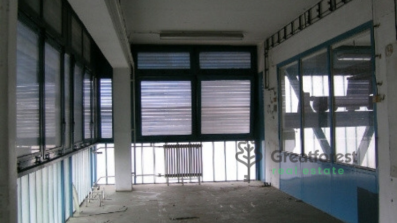 Debrecen, Close To Tesco Area, commercial premises not in shopping center  