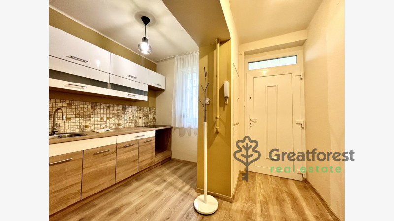 Debrecen, City East, flat  