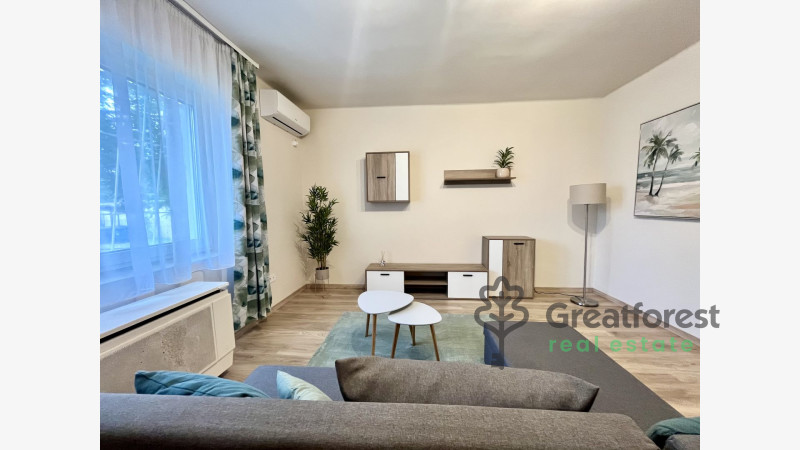 Debrecen, City East, flat  