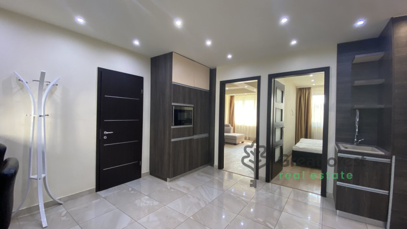 Debrecen, City Center, flat  