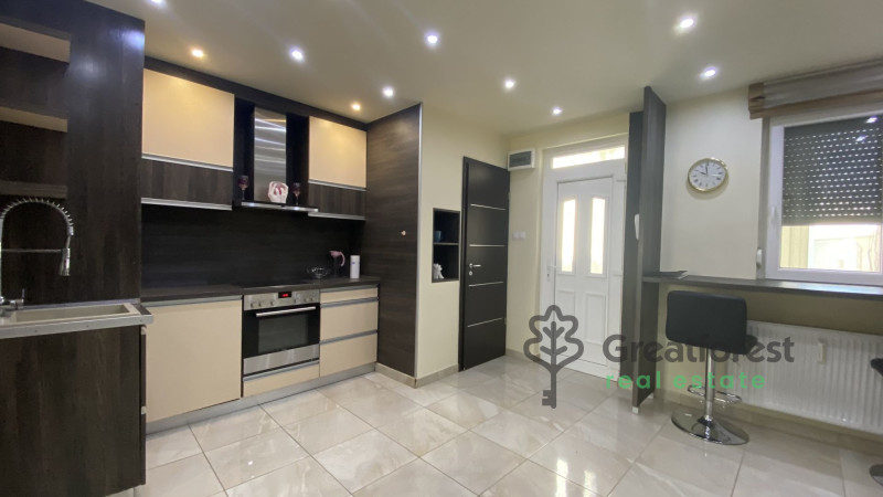 Debrecen, City Center, flat  