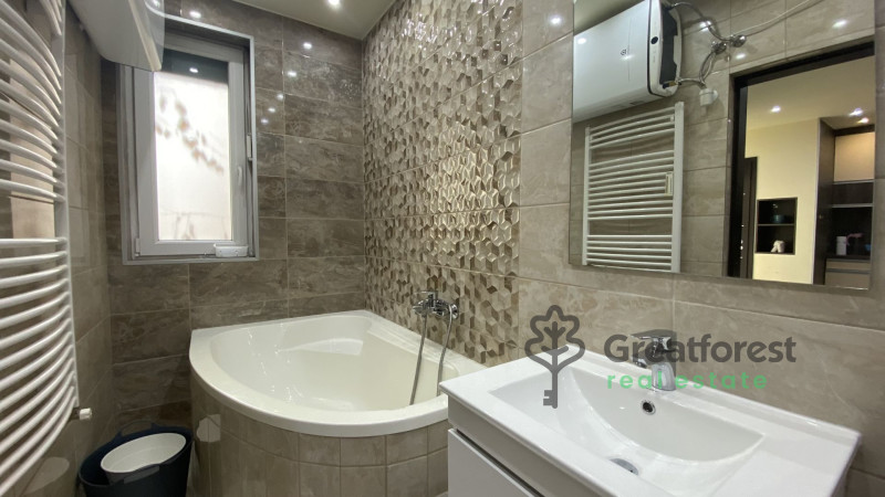 Debrecen, City Center, flat  