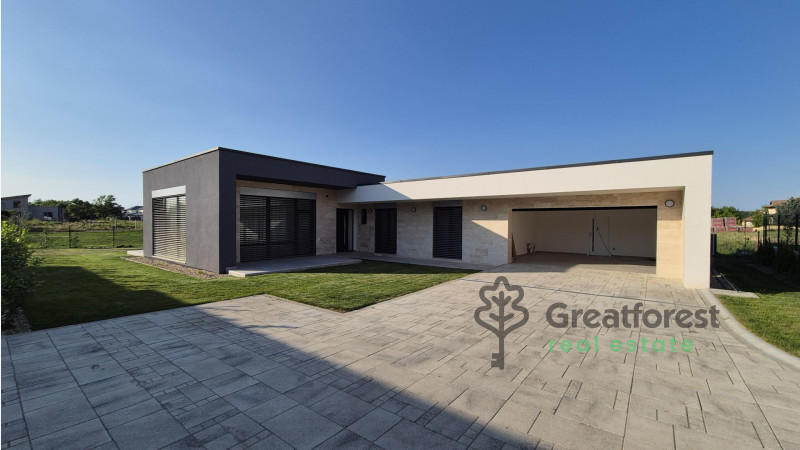 Debrecen, Pallag, family house  