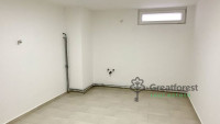 Debrecen, Close To Plaza, family house  