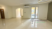 Debrecen, Close To Plaza, family house  