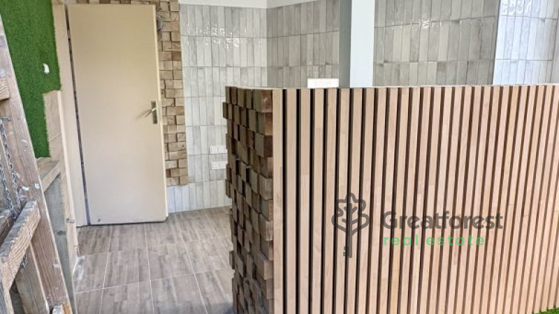 Debrecen, Close To City Center, commercial premises not in shopping center  