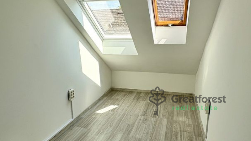 Debrecen, Close To City Center, commercial premises not in shopping center  