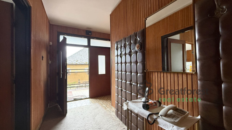 Debrecen, City South-East, family house  