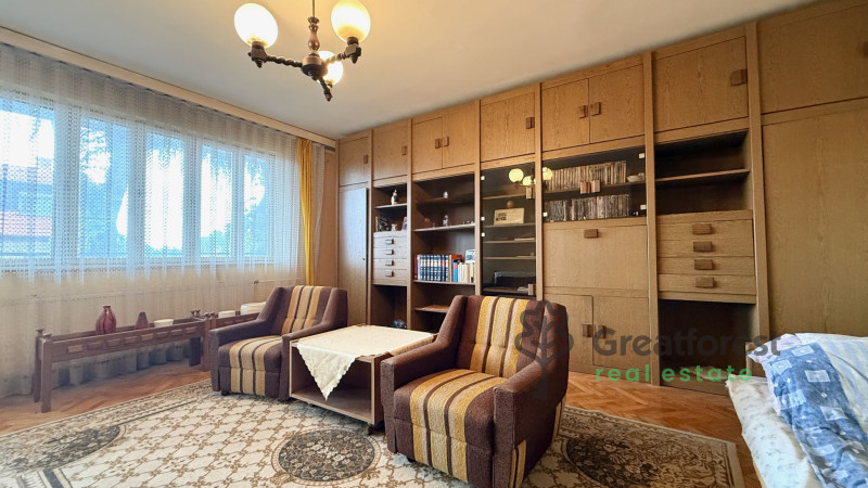 Debrecen, City South-East, family house  