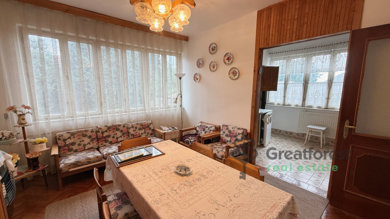Debrecen, City South-East, family house  