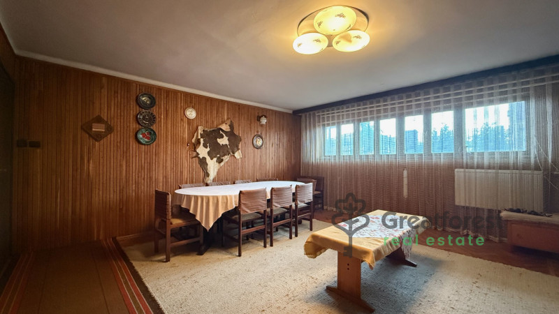 Debrecen, City South-East, family house  