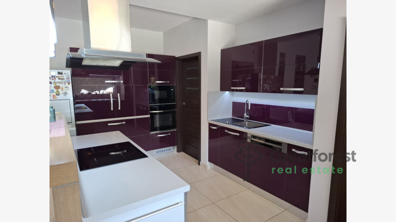 Debrecen, City East, family house  