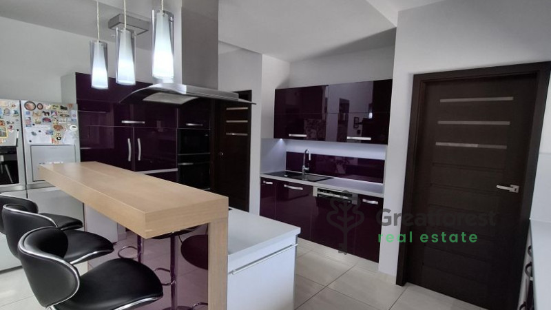 Debrecen, City East, family house  