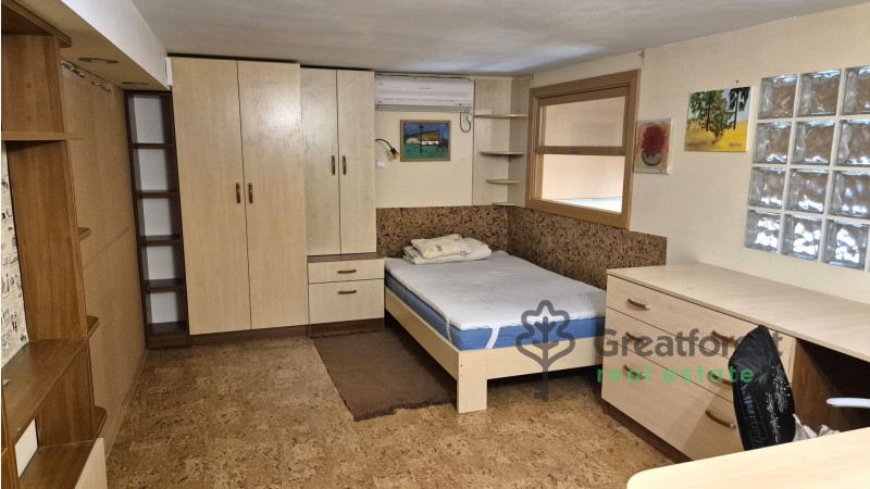 Debrecen, City Center, flat  
