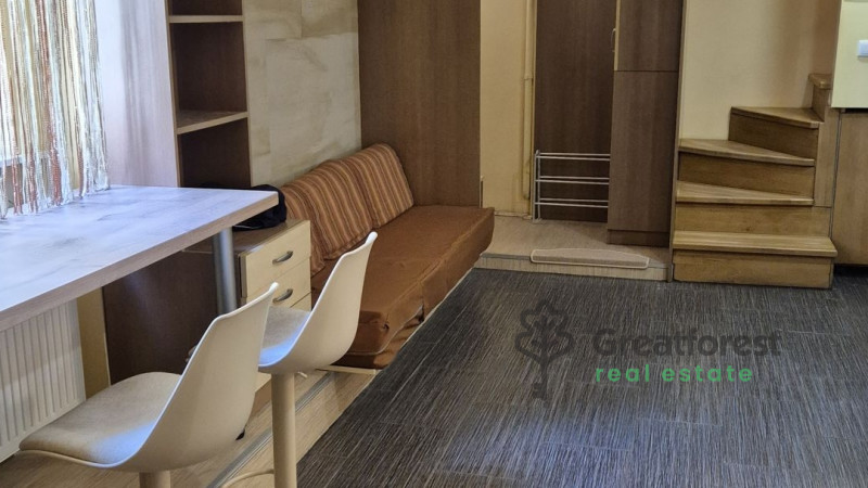 Debrecen, City Center, flat  