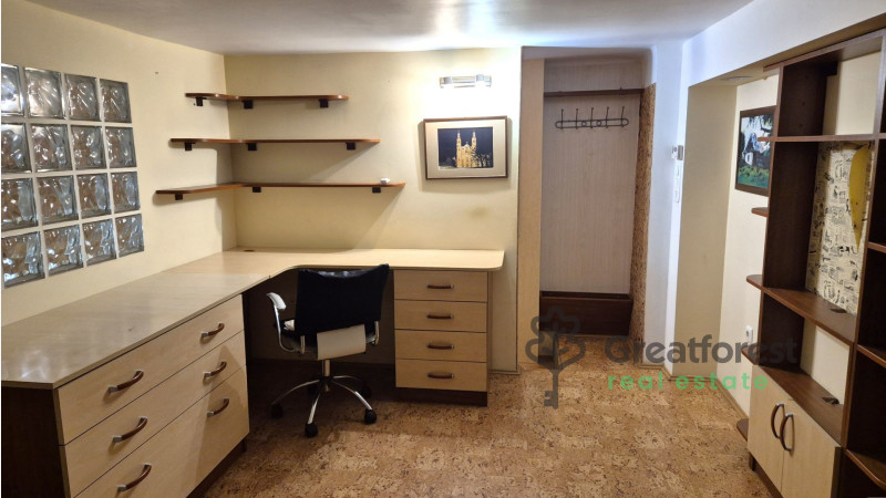 Debrecen, City Center, flat  