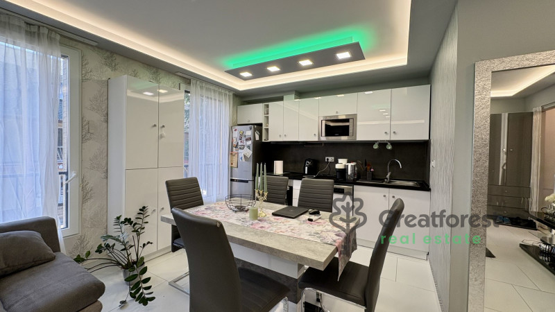 Debrecen, City Center, flat  