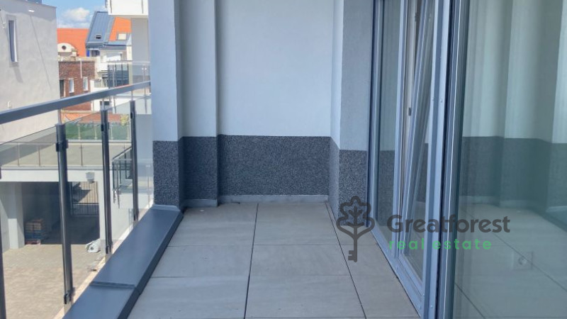Debrecen, City Center, flat  