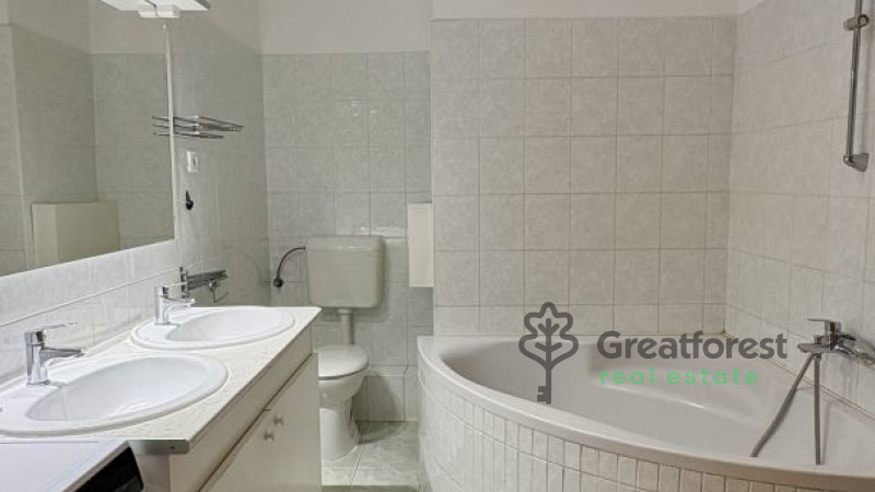 Debrecen, City Center, room  