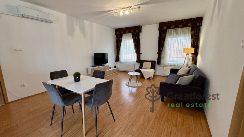 Debrecen, City Center, room  