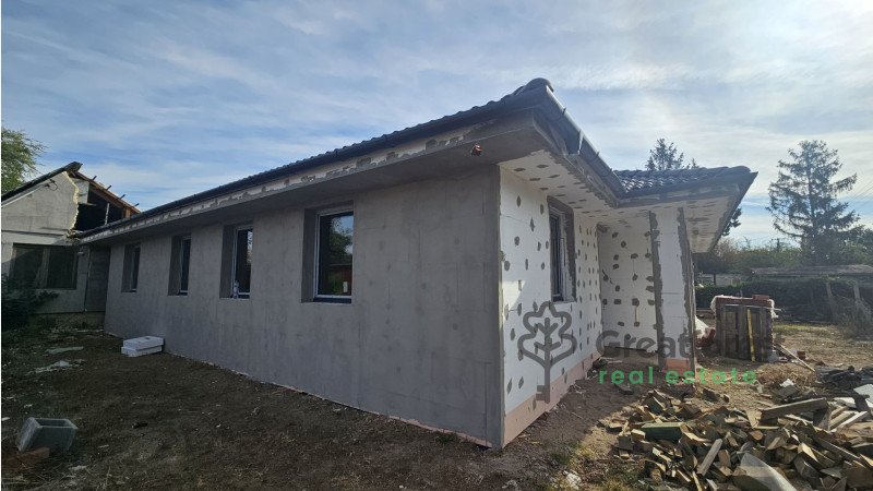 Hajdúsámson, Sámson kert, family house  