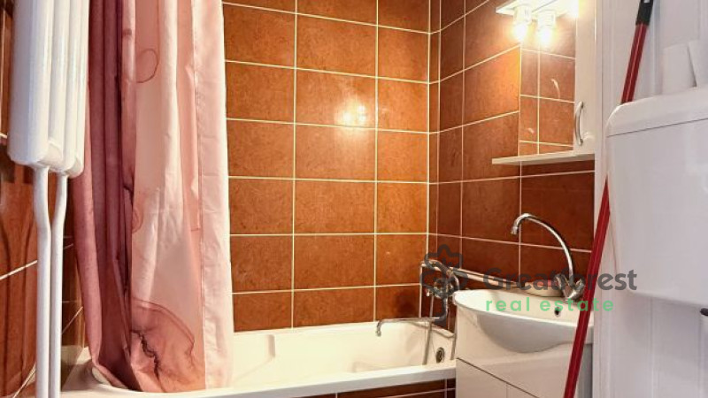 Debrecen, Close To City Center, block of flats  