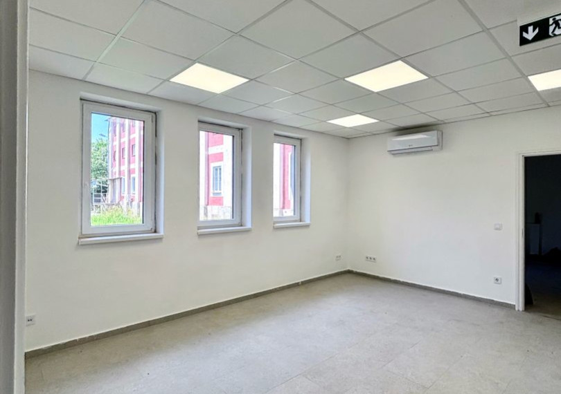 Office Not In Office Building