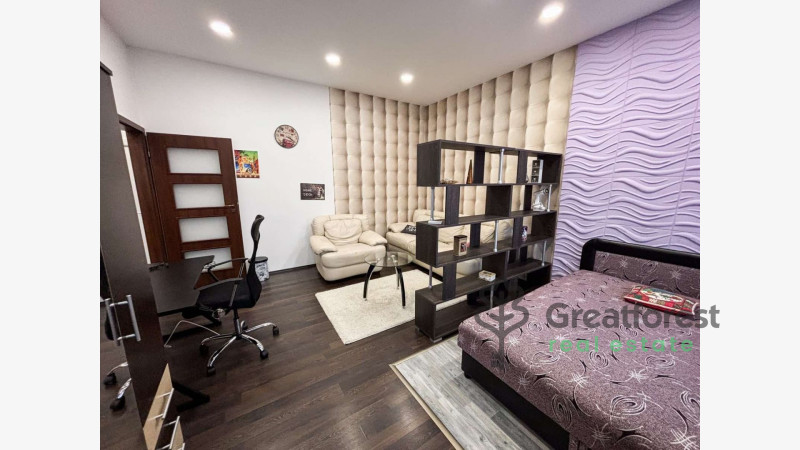 Debrecen, City Center, flat  