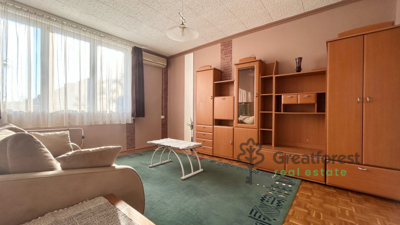 Debrecen, Close To Engineering, flat  